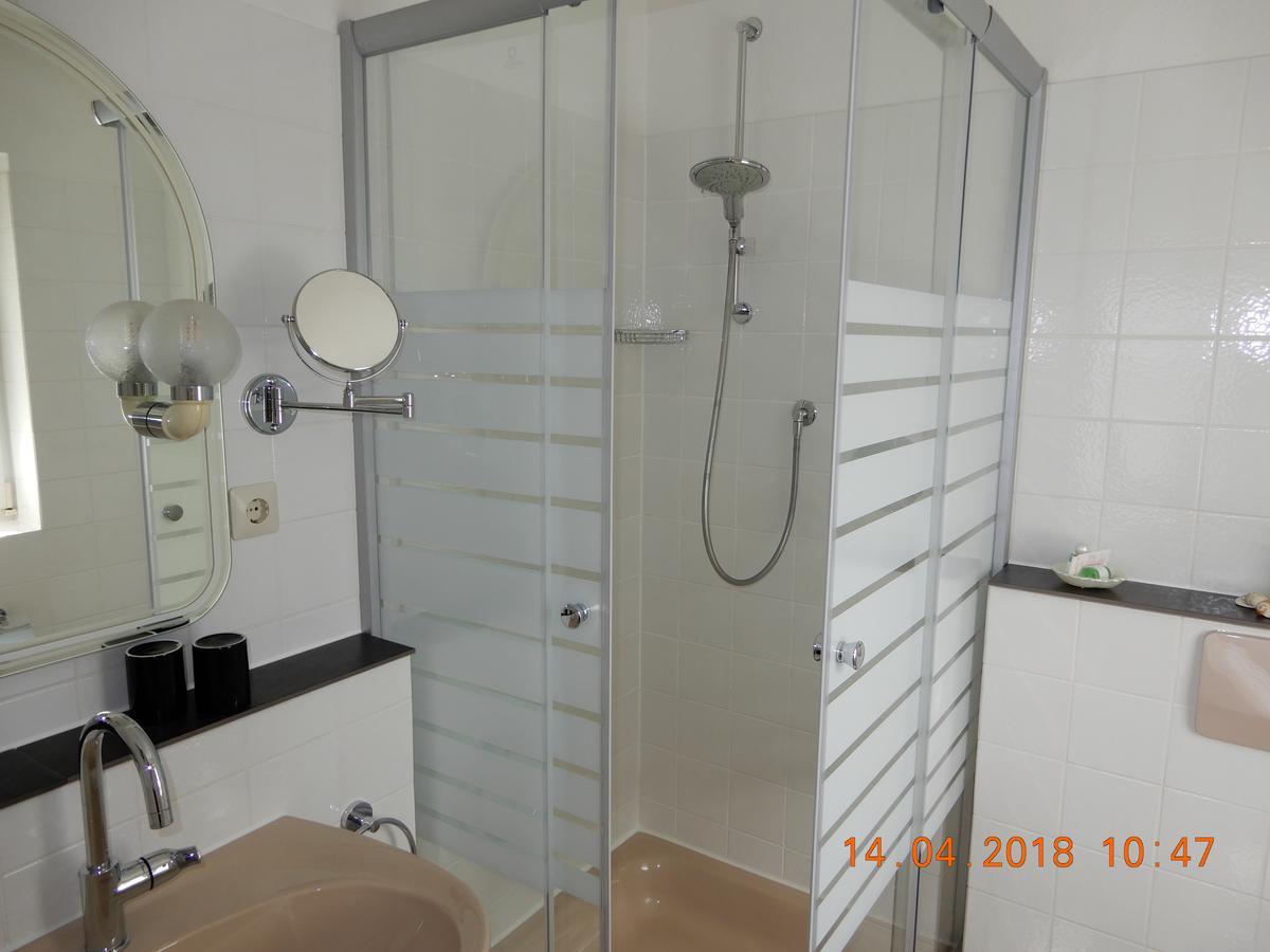 Hotel Kurallee Меерсбург Екстериор снимка